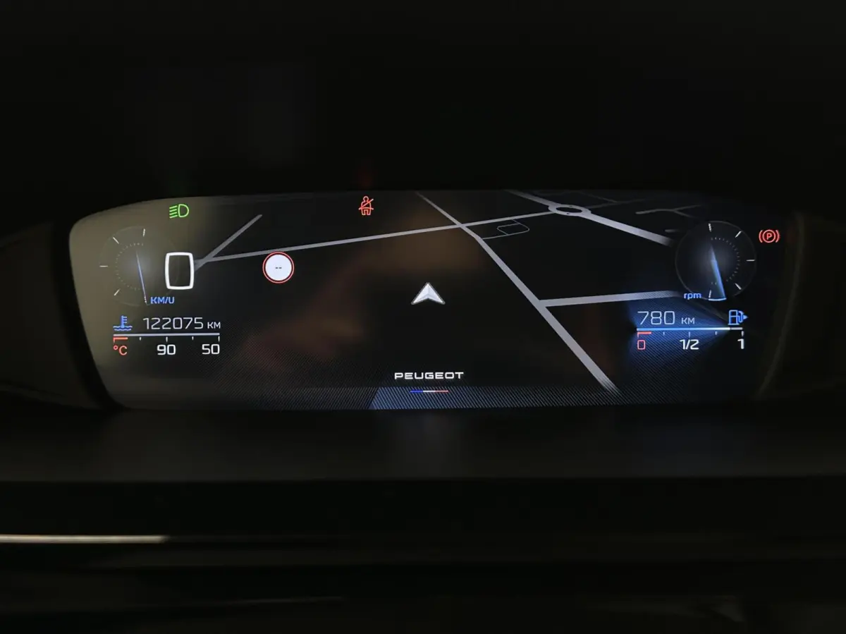 1.2 PureTech Active Pack Business TREKHAAK NAVI CARPLAY CRUISE ECC.