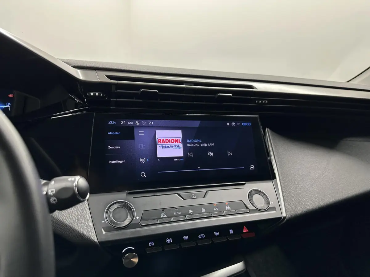 1.2 PureTech Active Pack Business TREKHAAK NAVI CARPLAY CRUISE ECC.