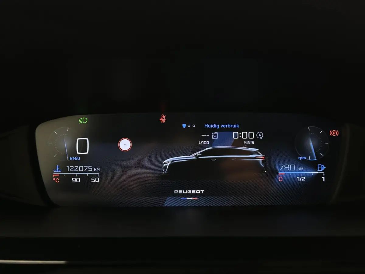 1.2 PureTech Active Pack Business TREKHAAK NAVI CARPLAY CRUISE ECC.