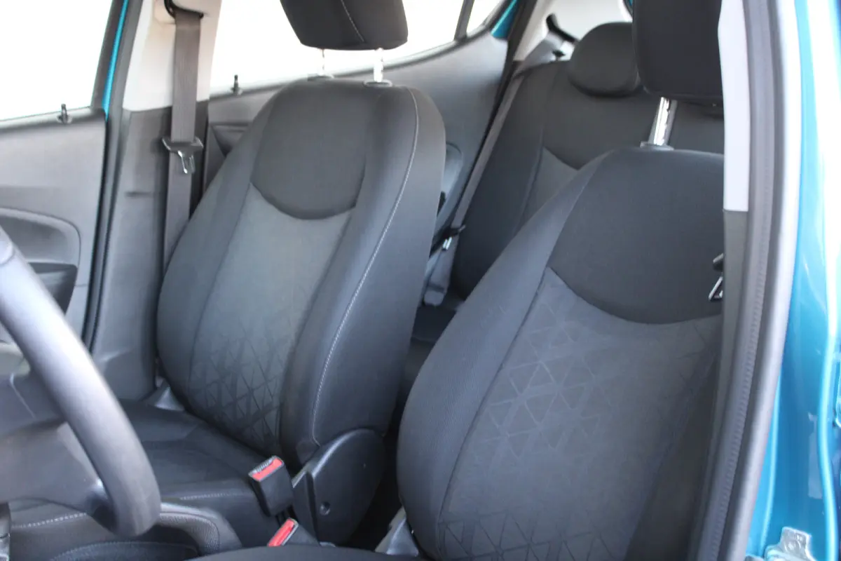 1.0 ecoFLEX 120 Jaar Edition | Parkeersensoren achter | 15'' lichtmetaal | Mistlampen | DAB |