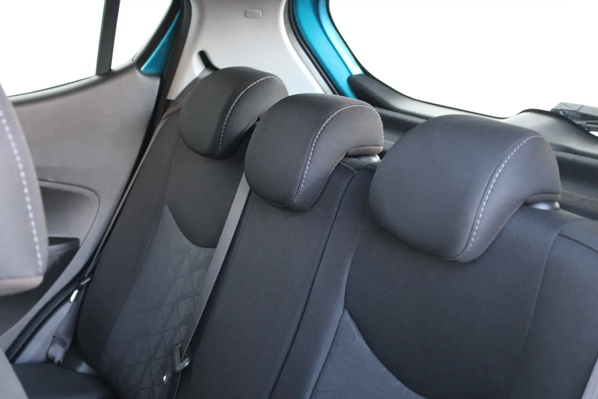 1.0 ecoFLEX 120 Jaar Edition | Parkeersensoren achter | 15'' lichtmetaal | Mistlampen | DAB |