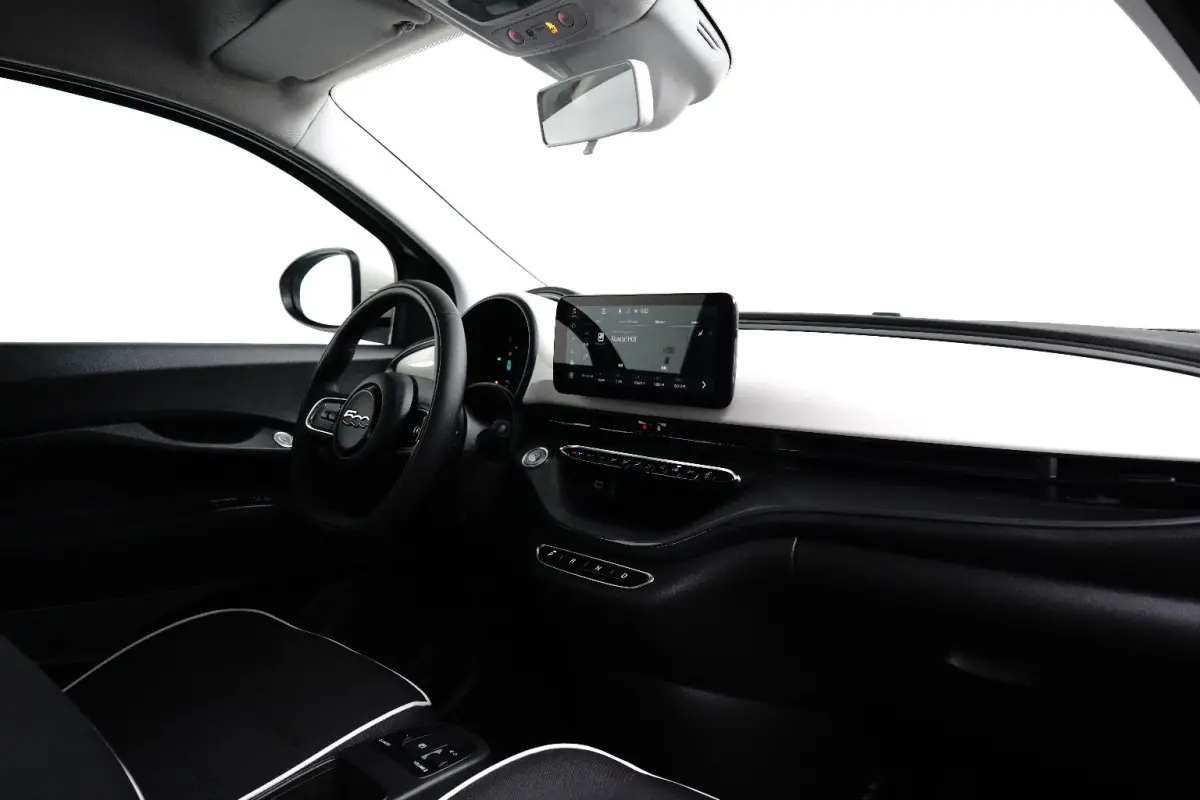 Icon 42 kWh Apple CarPlay/Android Auto | Climate Controle | Cruise Controle | | Airco (automatisch) | Apple Carplay/Android Auto|telefoonintegratie premium | Bluetooth telefoonvoorbereiding