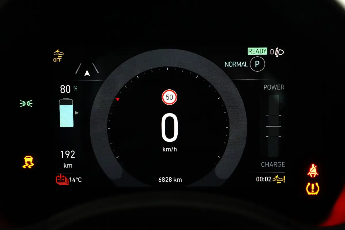 Icon 42 kWh Apple CarPlay/Android Auto | Climate Controle | Cruise Controle | | Airco (automatisch) | Apple Carplay/Android Auto|telefoonintegratie premium | Bluetooth telefoonvoorbereiding