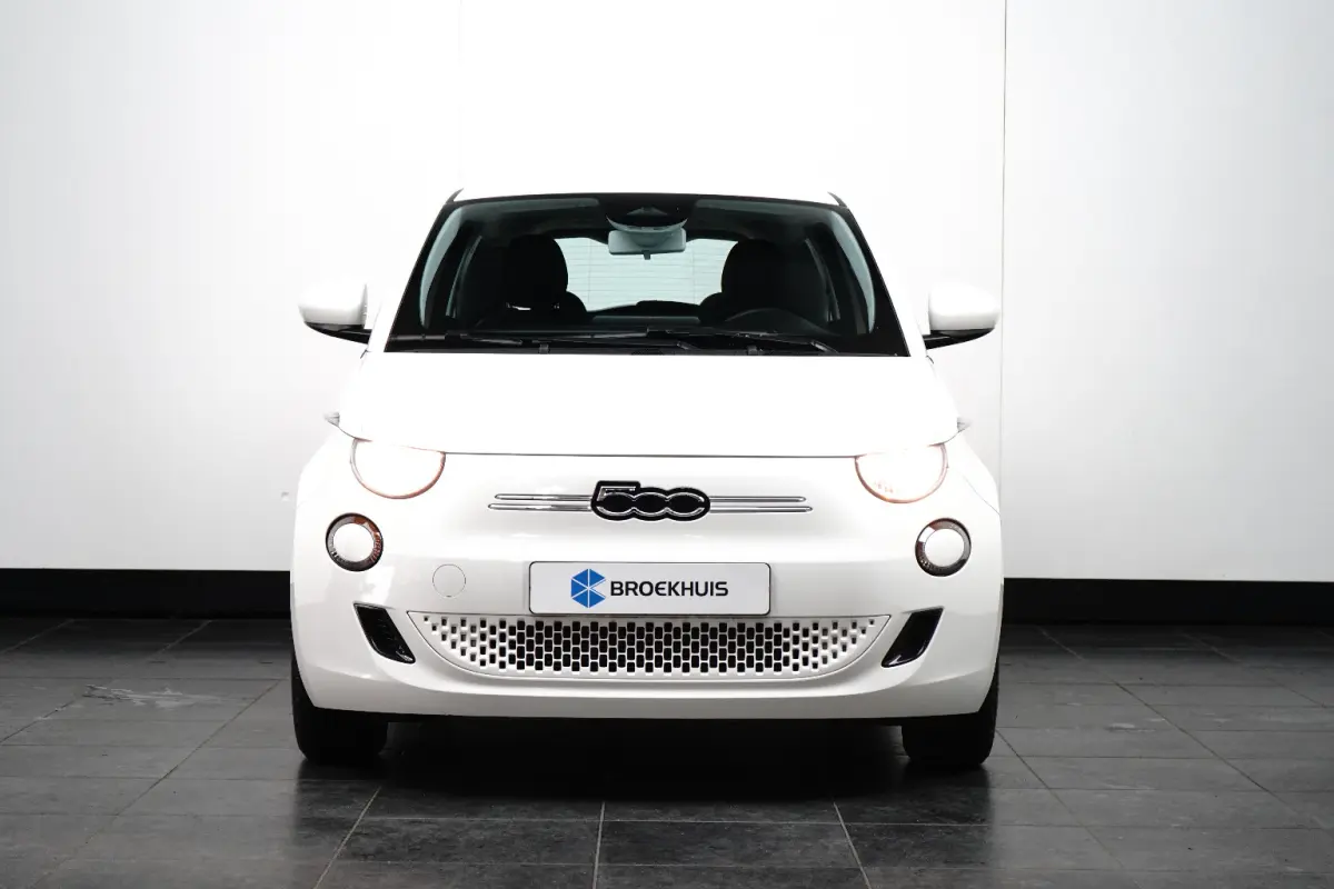 Icon 42 kWh Apple CarPlay/Android Auto | Climate Controle | Cruise Controle | | Airco (automatisch) | Apple Carplay/Android Auto|telefoonintegratie premium | Bluetooth telefoonvoorbereiding