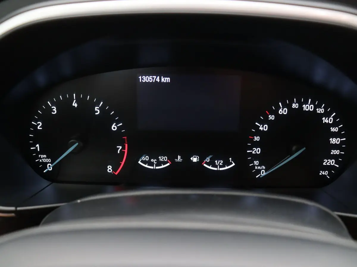 1.0 EcoBoost Trend Edition Business | Trekhaak | Climate Control | Stuurverwarming | Stoelverwarming | Voorruitverwarming |