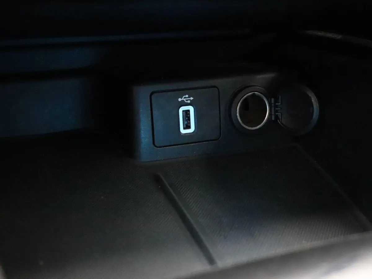 1.0 EcoBoost Trend Edition Business | Trekhaak | Climate Control | Stuurverwarming | Stoelverwarming | Voorruitverwarming |