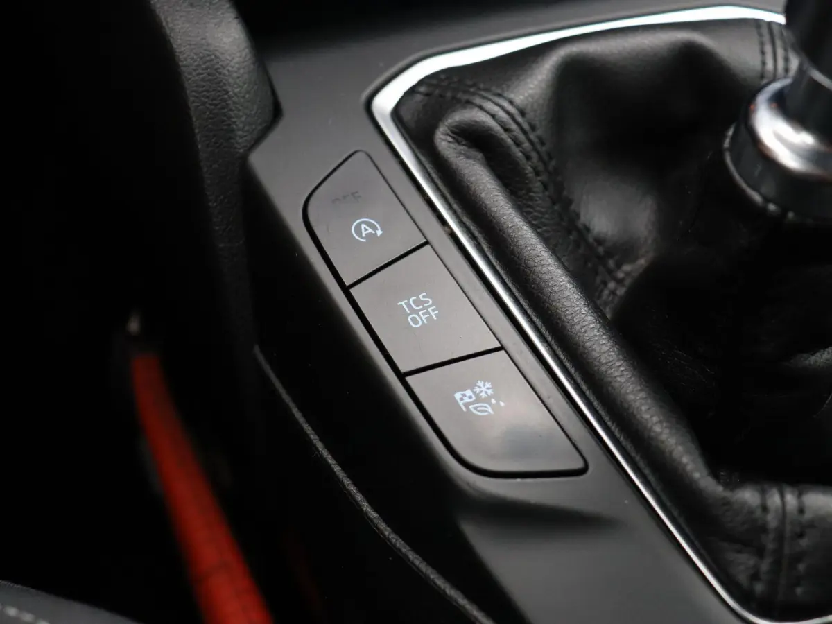 1.0 EcoBoost Trend Edition Business | Trekhaak | Climate Control | Stuurverwarming | Stoelverwarming | Voorruitverwarming |
