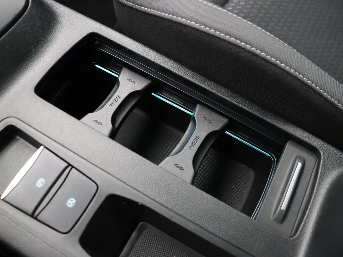 1.0 EcoBoost Trend Edition Business | Trekhaak | Climate Control | Stuurverwarming | Stoelverwarming | Voorruitverwarming |