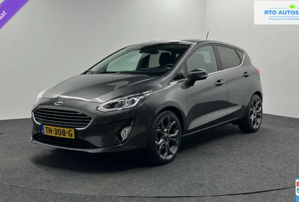 1.0 EcoBoost Titanium TREKHAAK CARPLAY NAVI CRUISE LM ECC 65000KM .