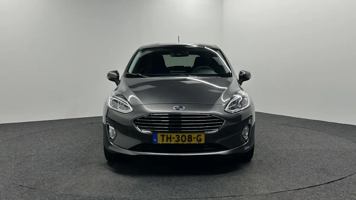 1.0 EcoBoost Titanium TREKHAAK CARPLAY NAVI CRUISE LM ECC 65000KM .