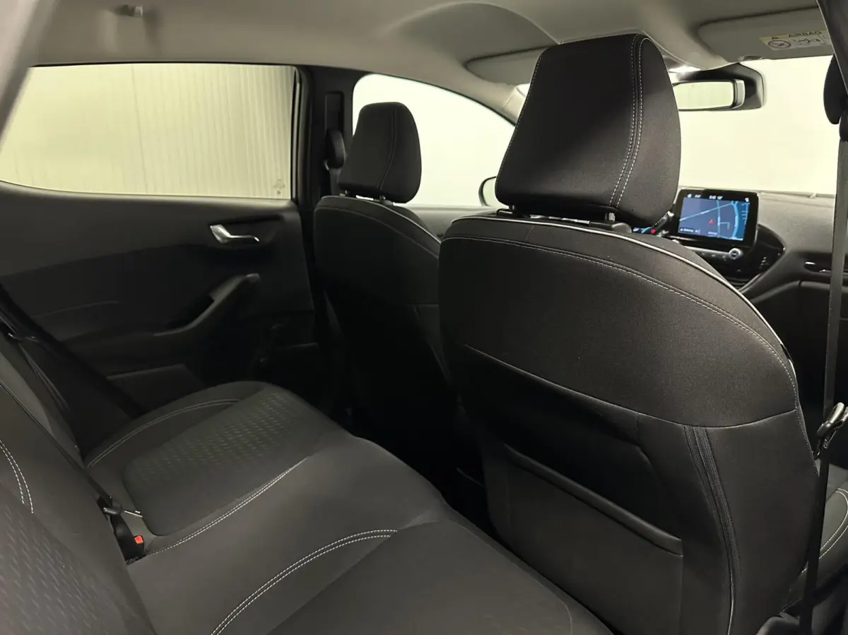 1.0 EcoBoost Titanium TREKHAAK CARPLAY NAVI CRUISE LM ECC 65000KM .