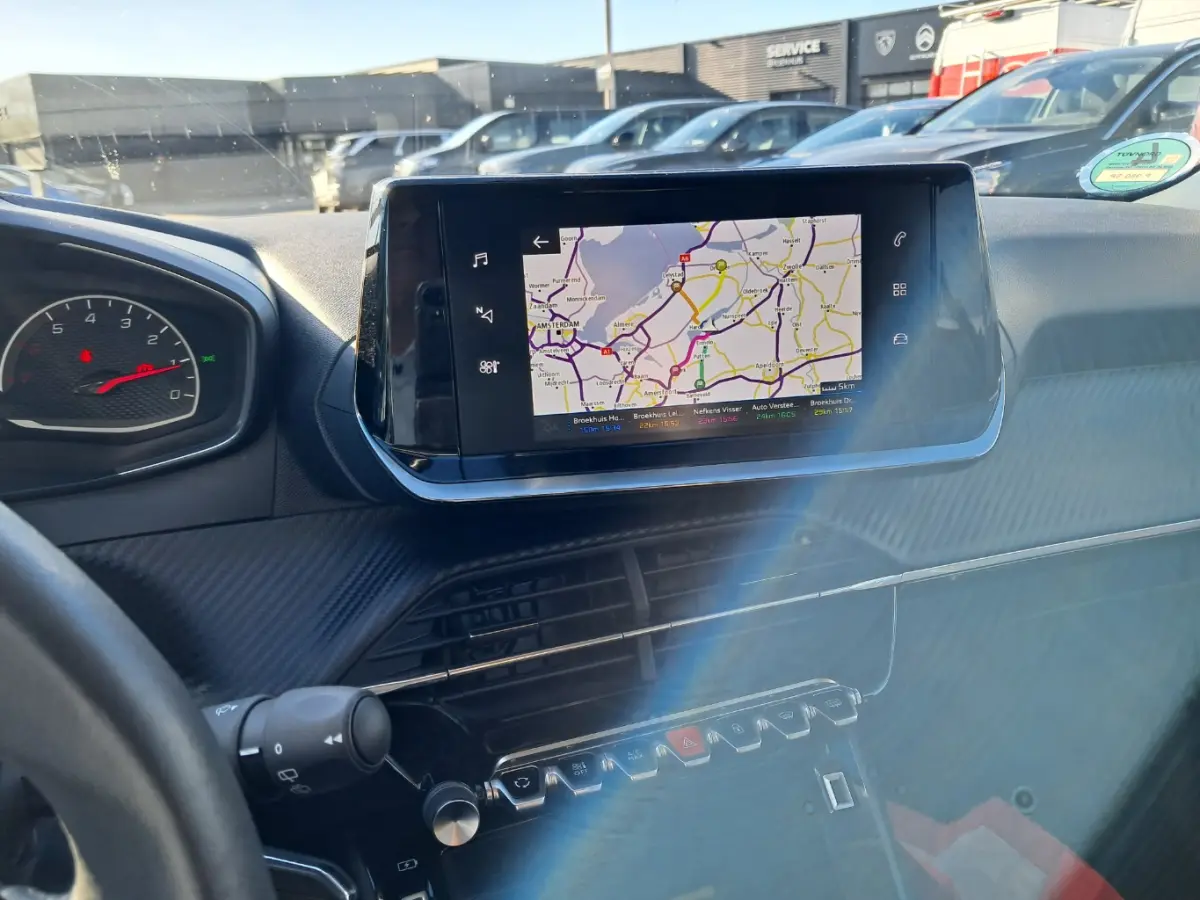 1.2 PureTech Active | Navigatie | Airco | Apple Carplay & Android Auto | !!