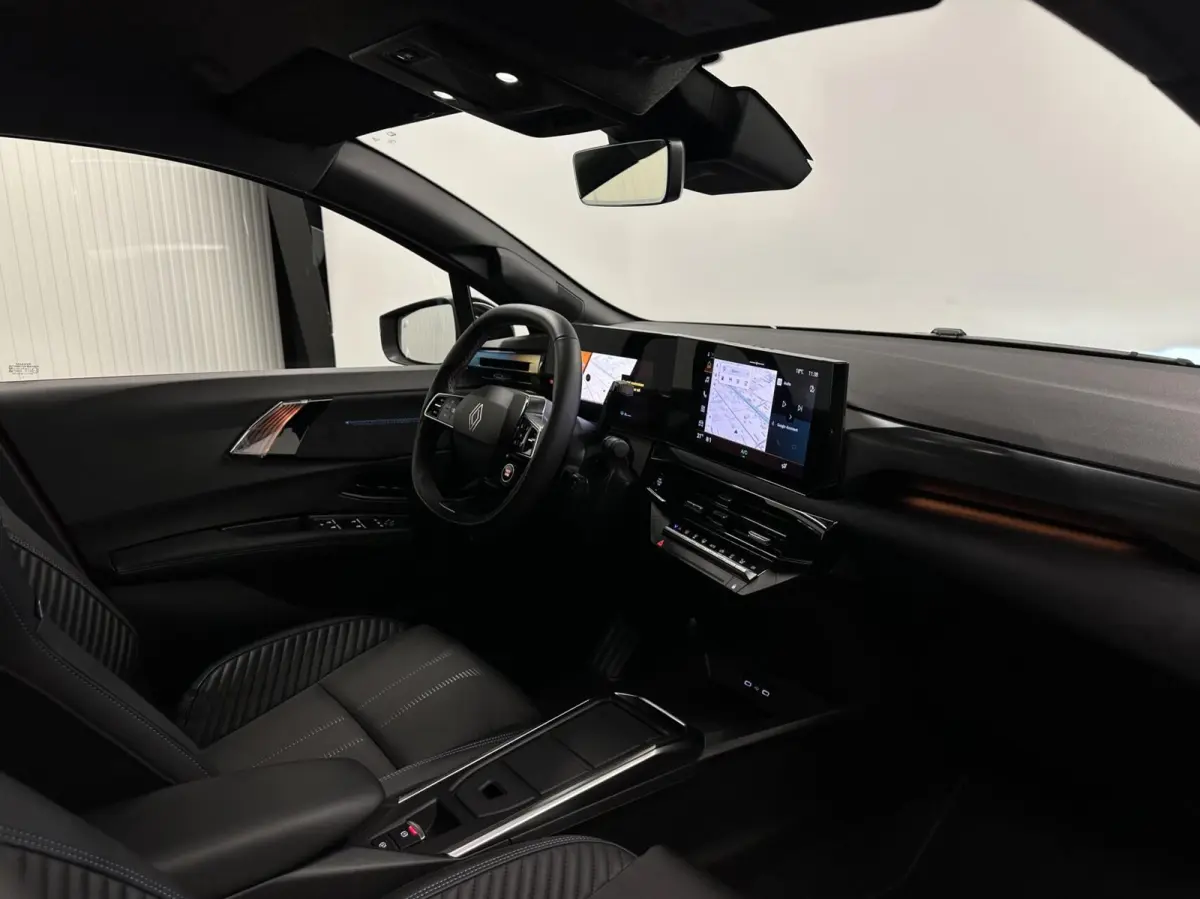 1.8 Hybrid 160 esprit Alpine CAMERA CARPLAY ECC ADAPTIEF CRUISE.