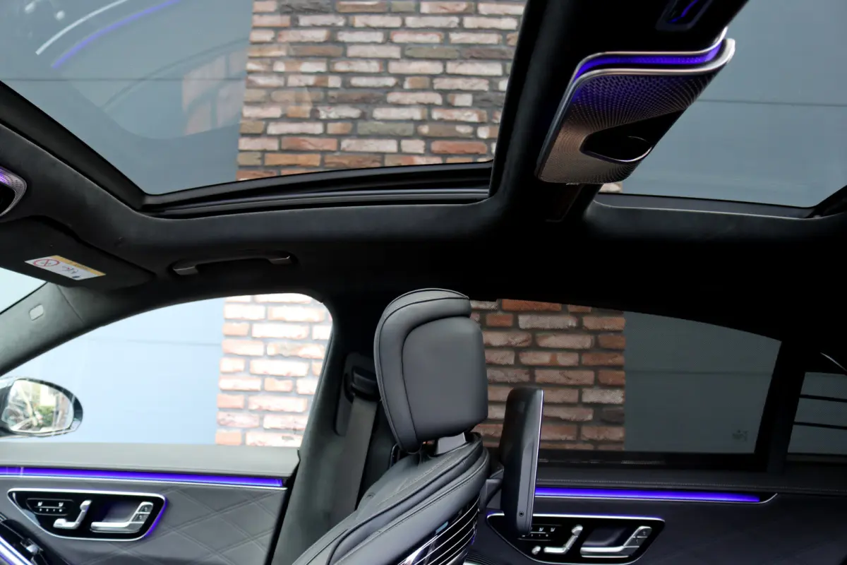 AMG 63 S E Performance | 802pk | Achterasbesturing | Distronic+ | HUD | Chauffeurspakket | Entertainmentpakket Achter | Stoelventilatie V+A | Vlakkenverwarming | Zonweringspakket |