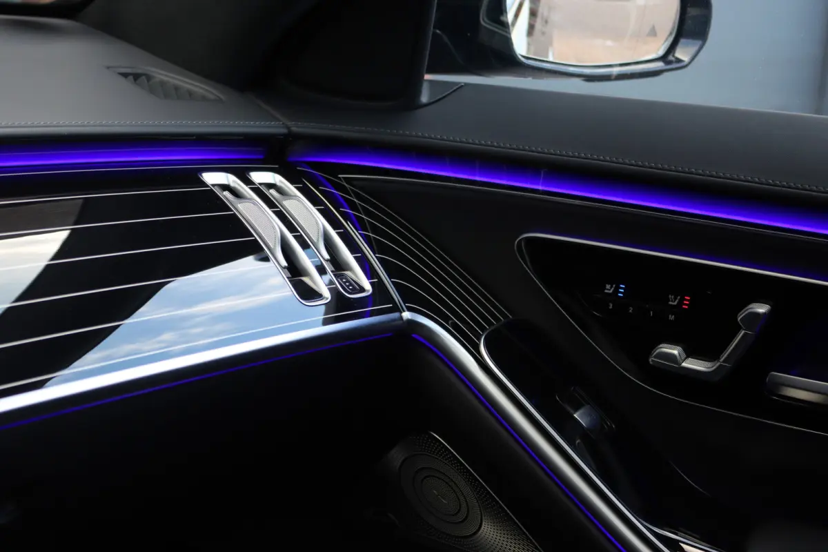 AMG 63 S E Performance | 802pk | Achterasbesturing | Distronic+ | HUD | Chauffeurspakket | Entertainmentpakket Achter | Stoelventilatie V+A | Vlakkenverwarming | Zonweringspakket |