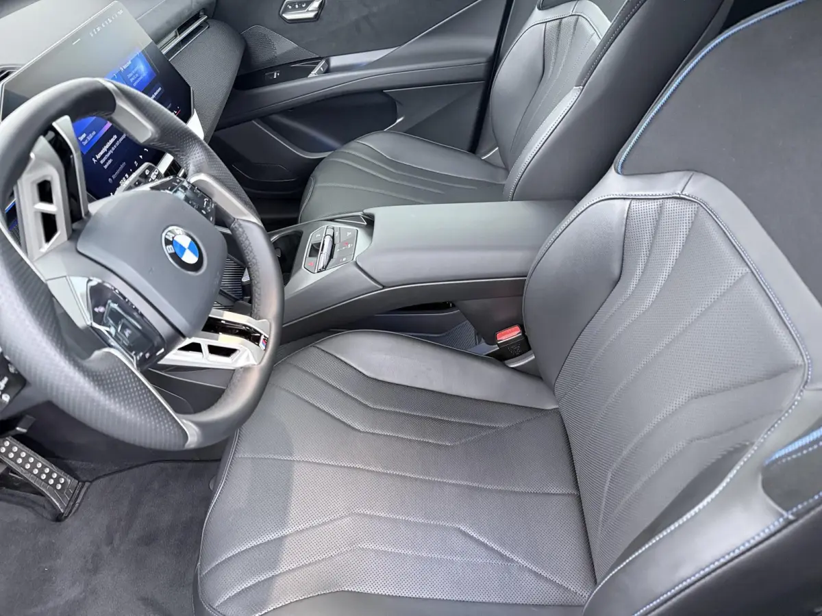 50 xDrive 113 kWh | M-Sport | Innovation Pack | Ionic Glow | Trekhaak | Head-Up | Glazen Dak | Stuurverwarming |