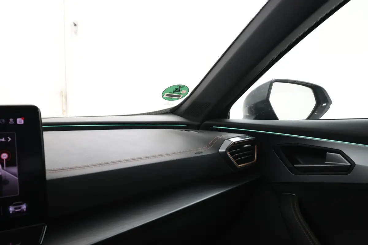 1.4 e-Hybrid VZ Black Edition Panorama, Climate, Digital Dash