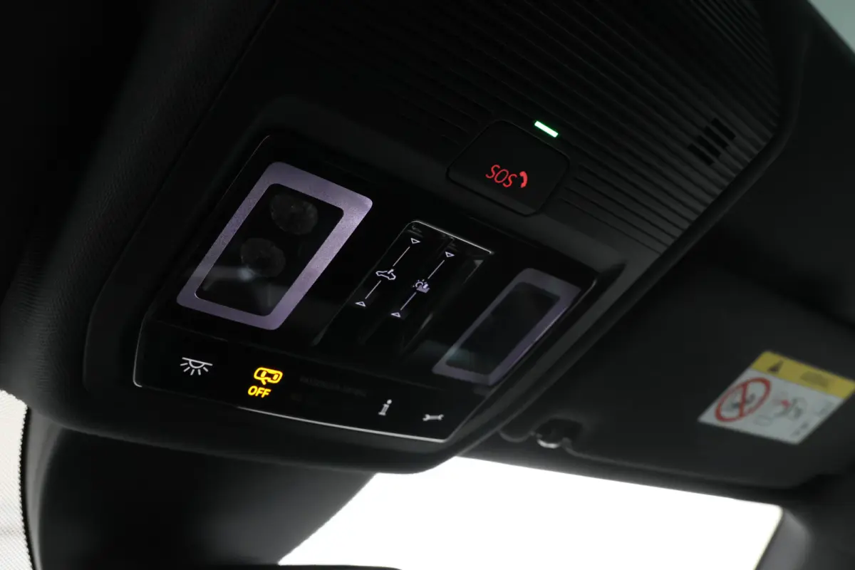 1.4 e-Hybrid VZ Black Edition Panorama, Climate, Digital Dash