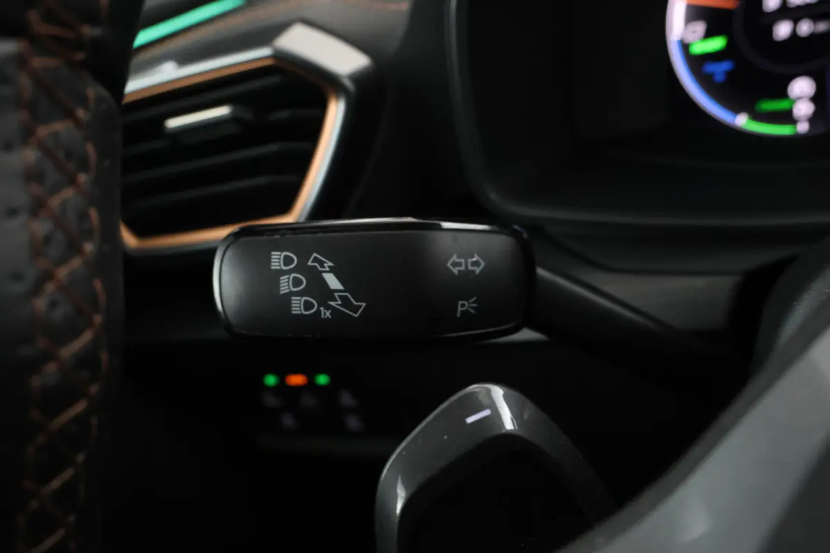 1.4 e-Hybrid VZ Black Edition Panorama, Climate, Digital Dash