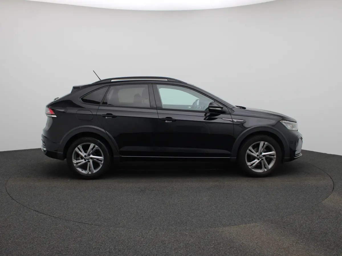1.0 TSI R-Line 110 PK | R-Line | Automaat | Navigatie | Achteruitrijcamera | Stoelverwarming | Keyless Access | Digital Cockpit Pro | Climate Control | Adaptive Cruise Control |