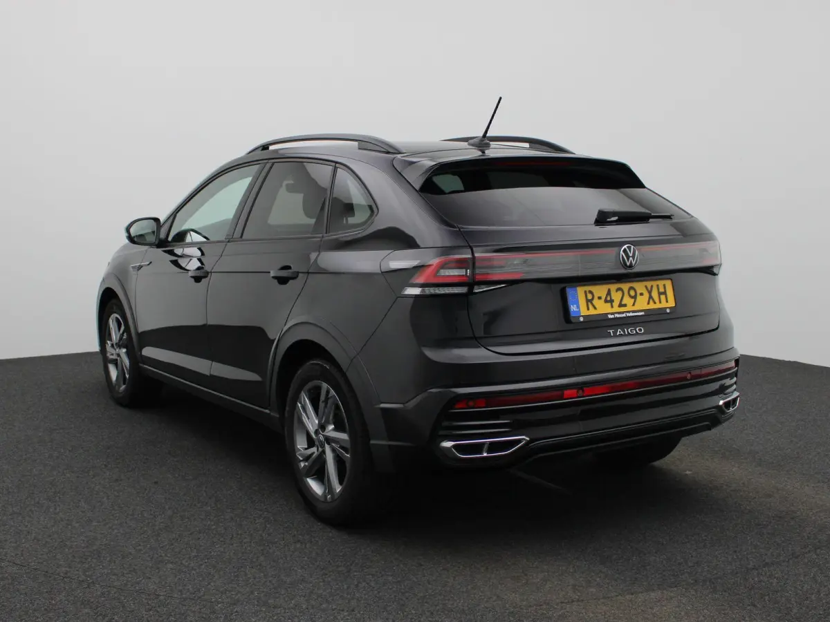 1.0 TSI R-Line 110 PK | R-Line | Automaat | Navigatie | Achteruitrijcamera | Stoelverwarming | Keyless Access | Digital Cockpit Pro | Climate Control | Adaptive Cruise Control |