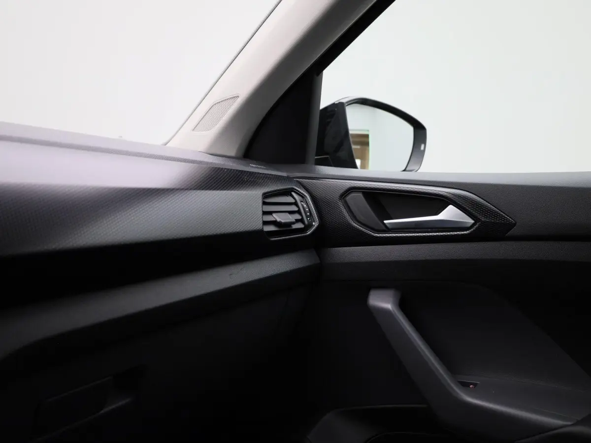 1.0 TSI Life 95 PK | Airco | DAB-Radio | Carplay / Android Auto | Cruise Control