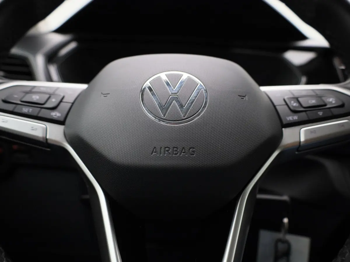 1.0 TSI Life 95 PK | Airco | DAB-Radio | Carplay / Android Auto | Cruise Control