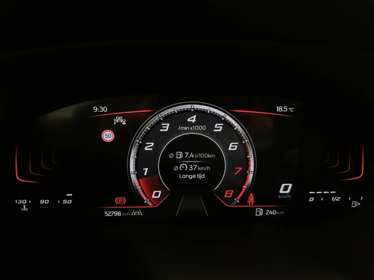 1.5 TSI Style Business Intense CARPLAY NAVI CRUISE LM ECC.