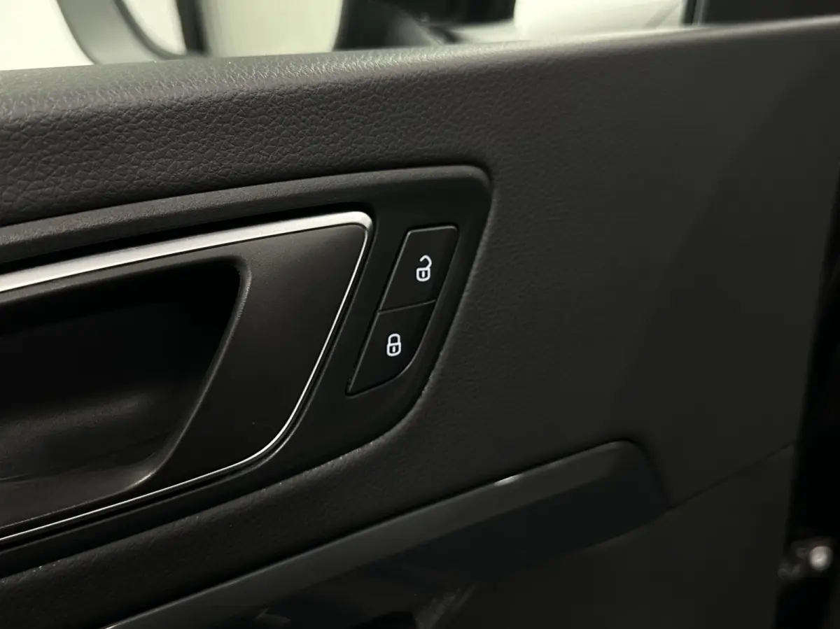 1.5 TSI Style Business Intense CARPLAY NAVI CRUISE LM ECC.