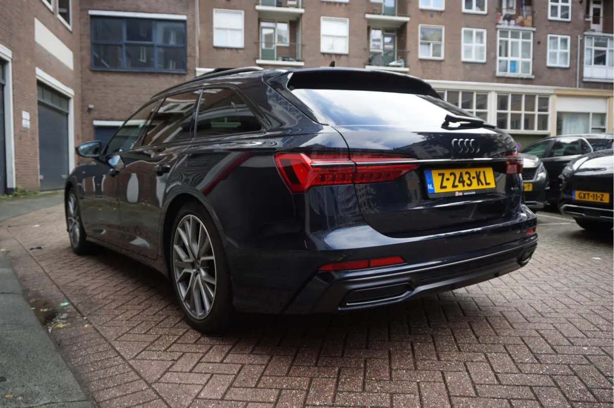 55 TFSI e quattro Pro Line S Competition Aut7 Black Optic Pano | 360 | Trekhaak | B&O | Adaptive + Lane | 20inch | HUD | Softclose |