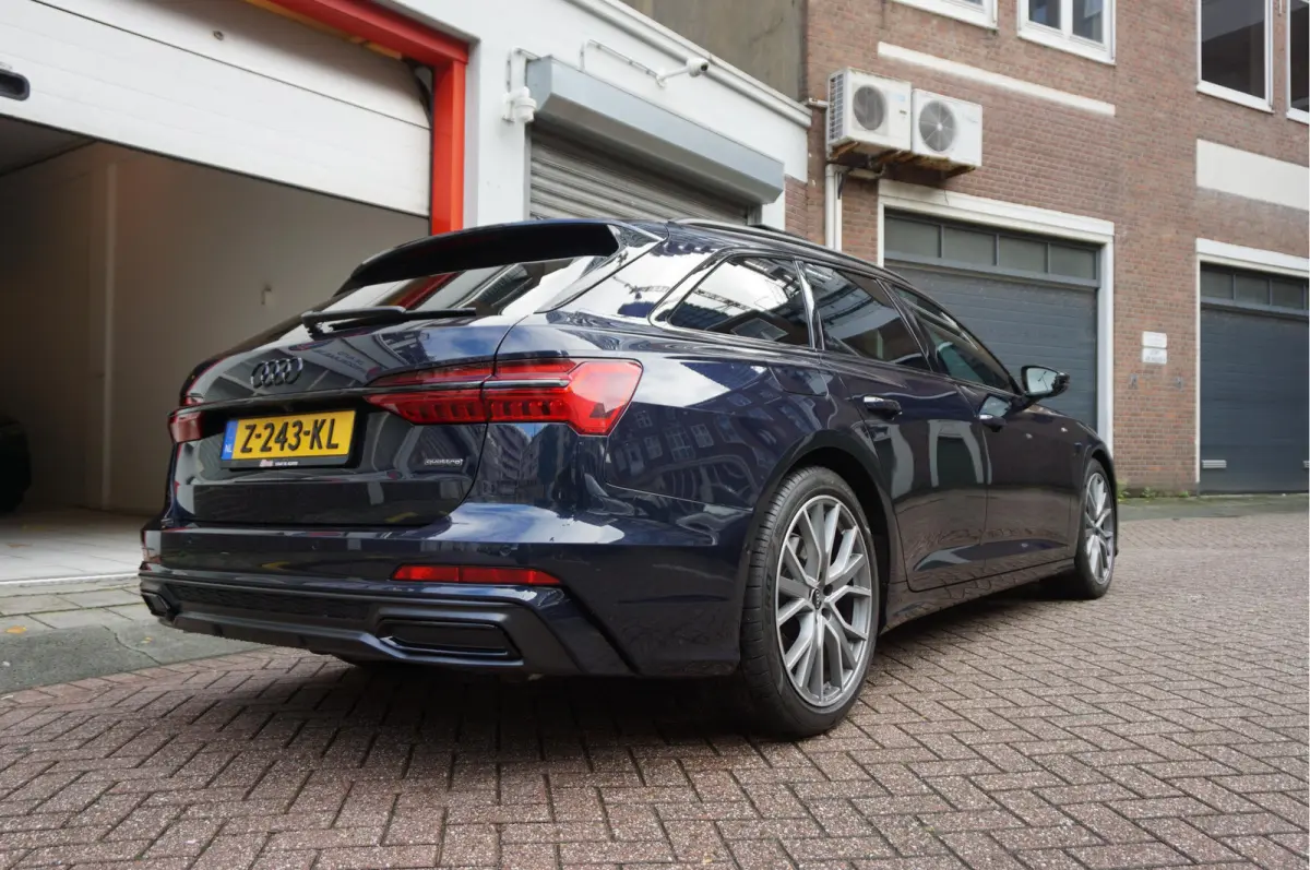 55 TFSI e quattro Pro Line S Competition Aut7 Black Optic Pano | 360 | Trekhaak | B&O | Adaptive + Lane | 20inch | HUD | Softclose |