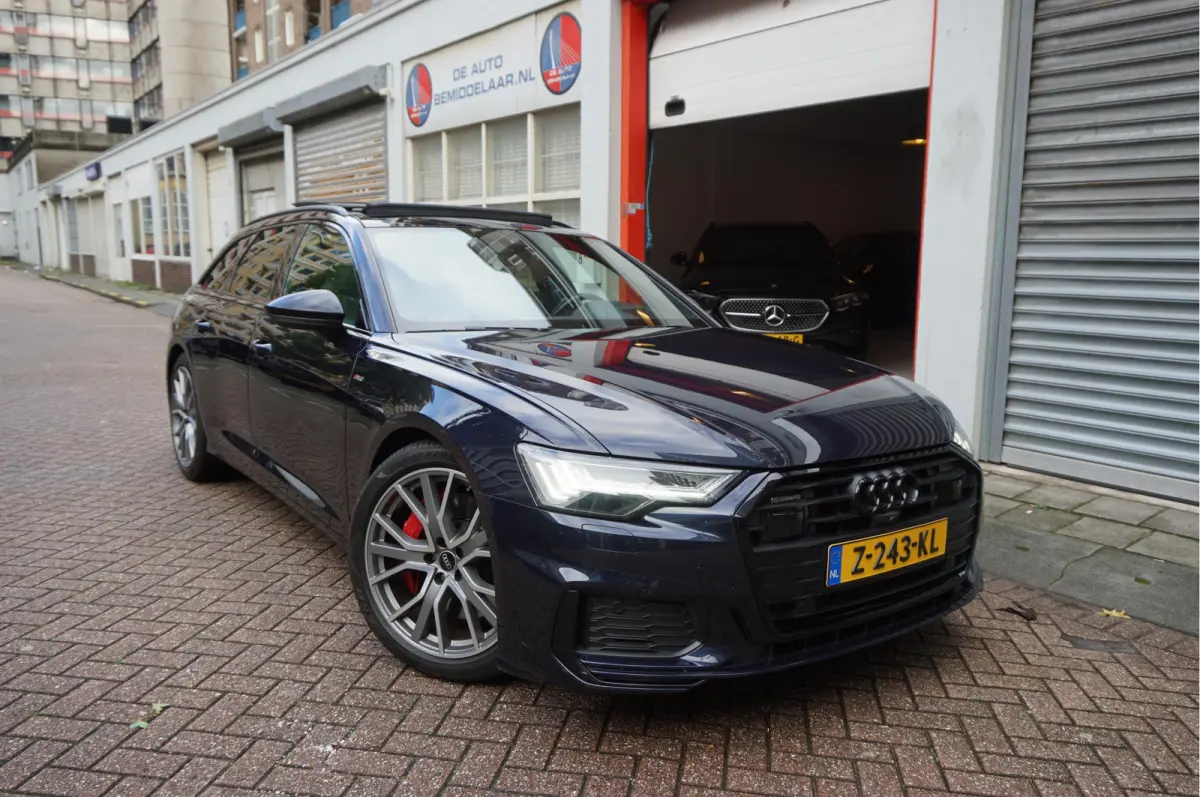 55 TFSI e quattro Pro Line S Competition Aut7 Black Optic Pano | 360 | Trekhaak | B&O | Adaptive + Lane | 20inch | HUD | Softclose |