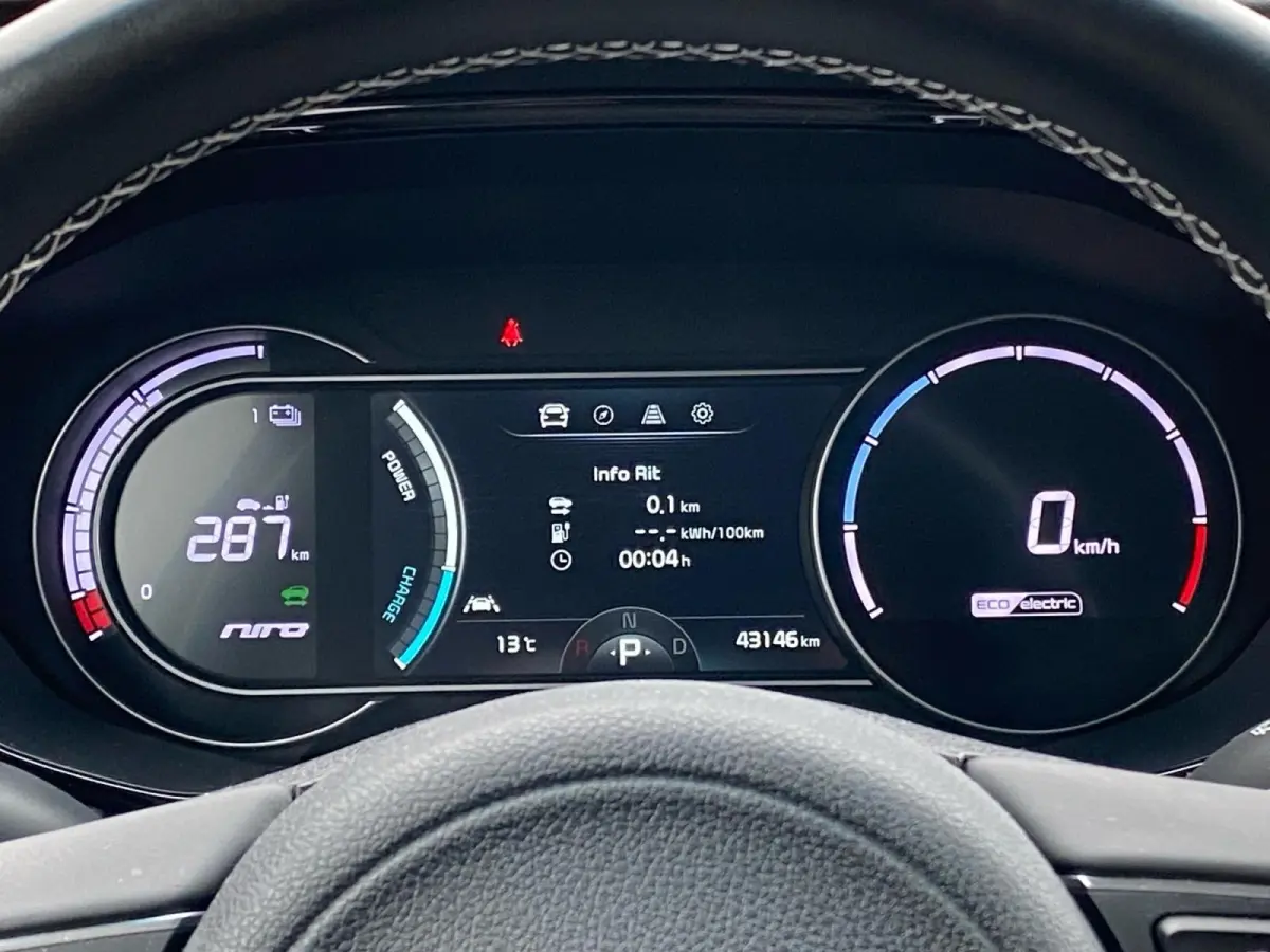 Edition 64 kWh | Navigatie | Climate control | Parkeer camera | Stoel + Stuurverwarming