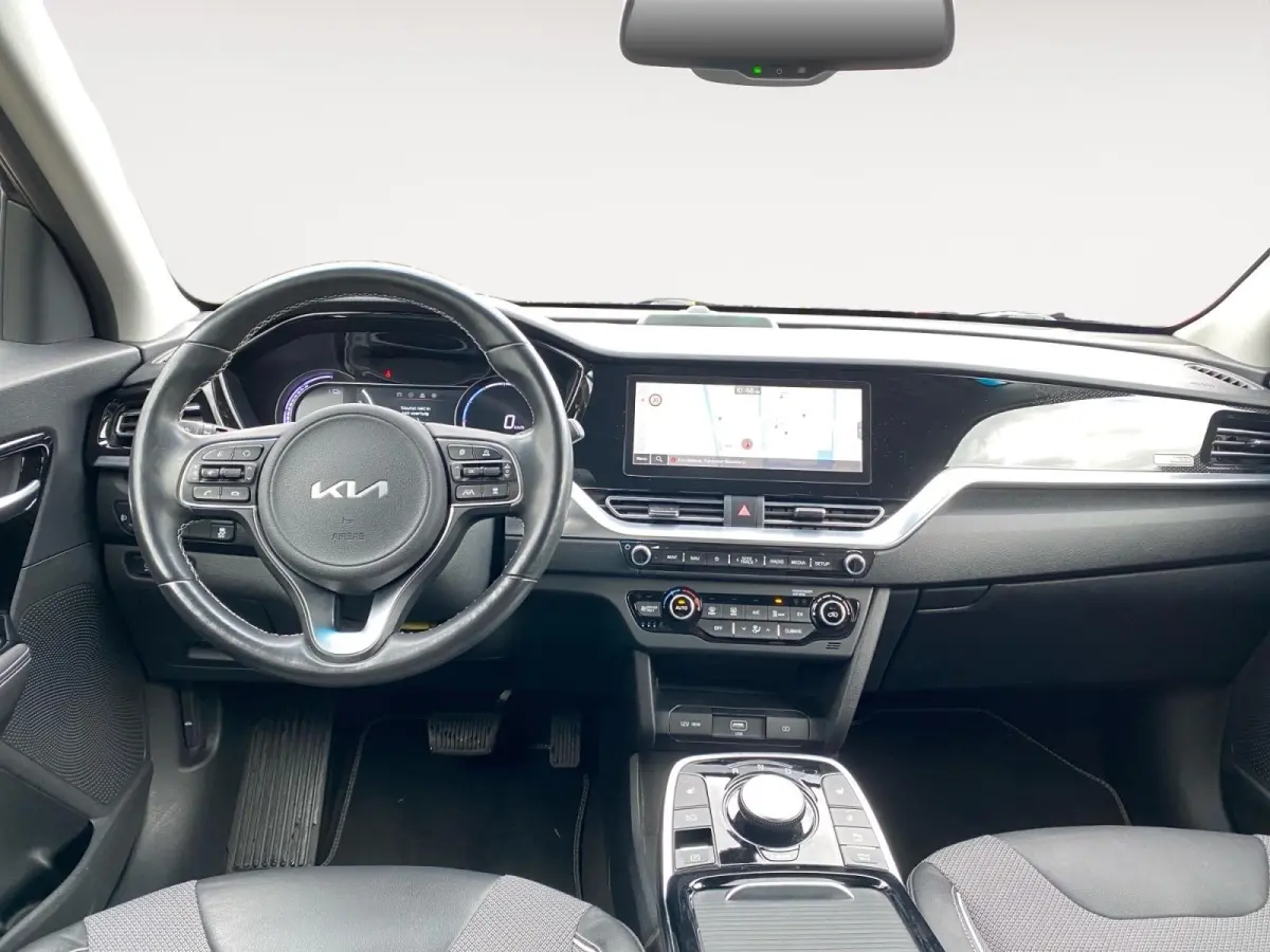 Edition 64 kWh | Navigatie | Climate control | Parkeer camera | Stoel + Stuurverwarming
