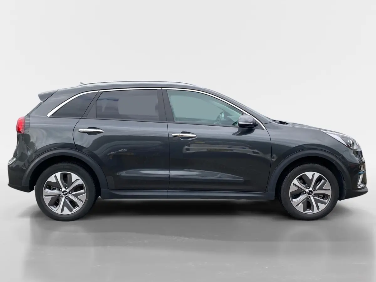 Edition 64 kWh | Navigatie | Climate control | Parkeer camera | Stoel + Stuurverwarming