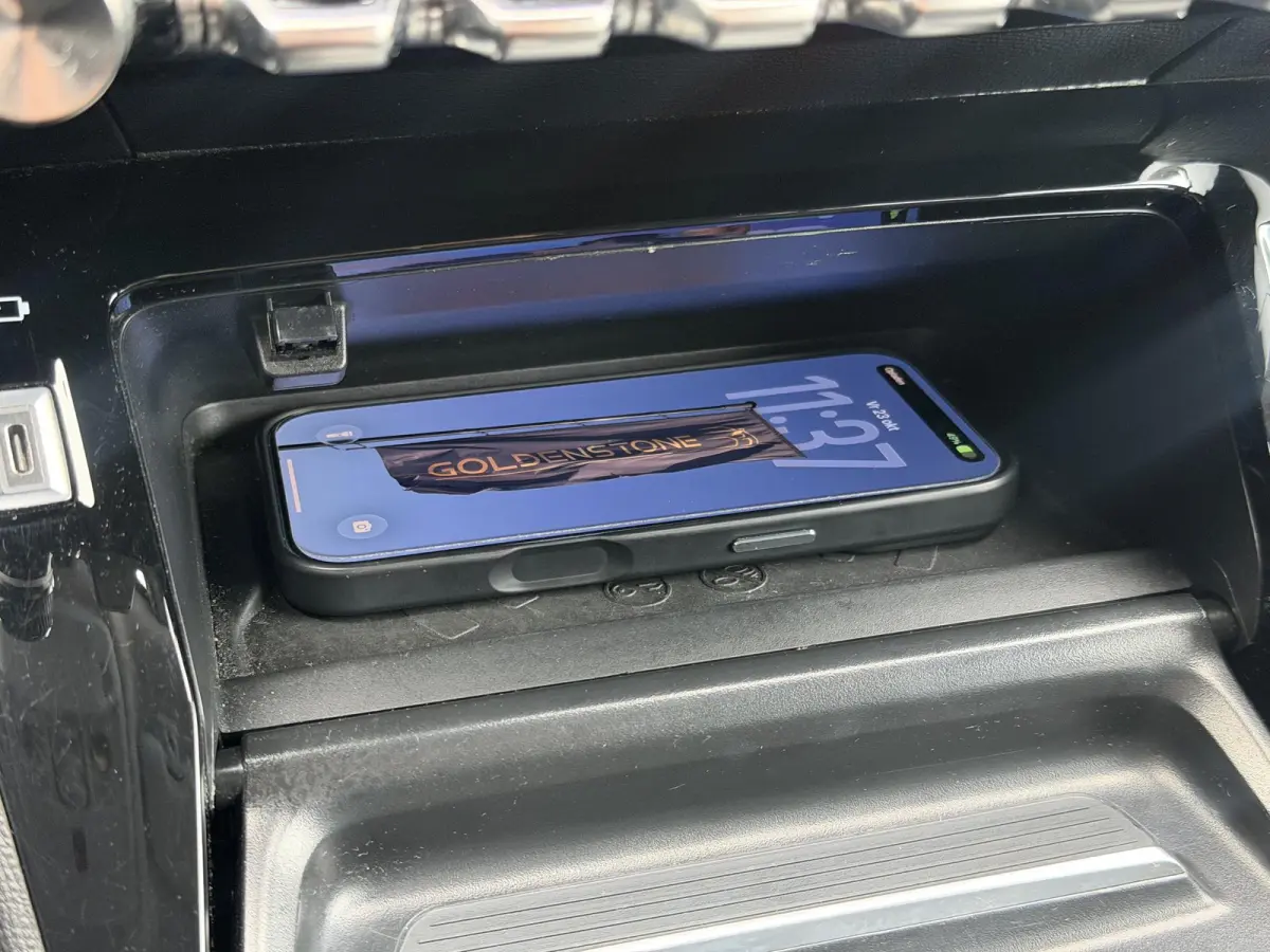 1.2 PureTech Blue Lease Allure ✓2e Eigenaar✓360° Camera✓Draadloze telefoonlader✓Carplay✓6 bak✓Halfleder✓Navi✓Clima✓Cruise✓17'' Lmv✓Rijstrooksensor✓102pk✓Dealer ond