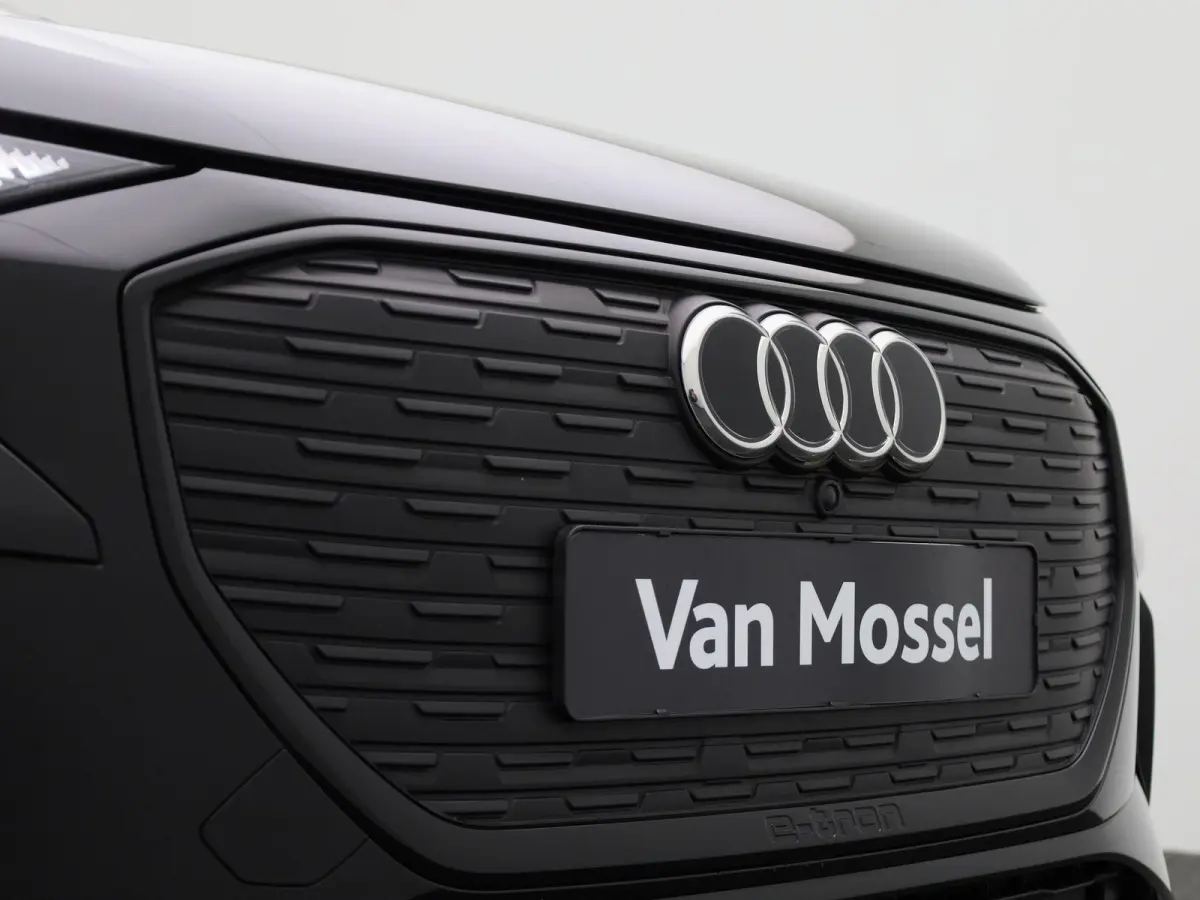 50 quattro Advanced edition 77 kWh 299 PK | Navigatie | Stoel + stuurverwarming | Comfortpakket Plus | Achteruitrijcamera | SONOS Premium geluidsysteem | Optiek Pakket Zwart | Privacy Glass 