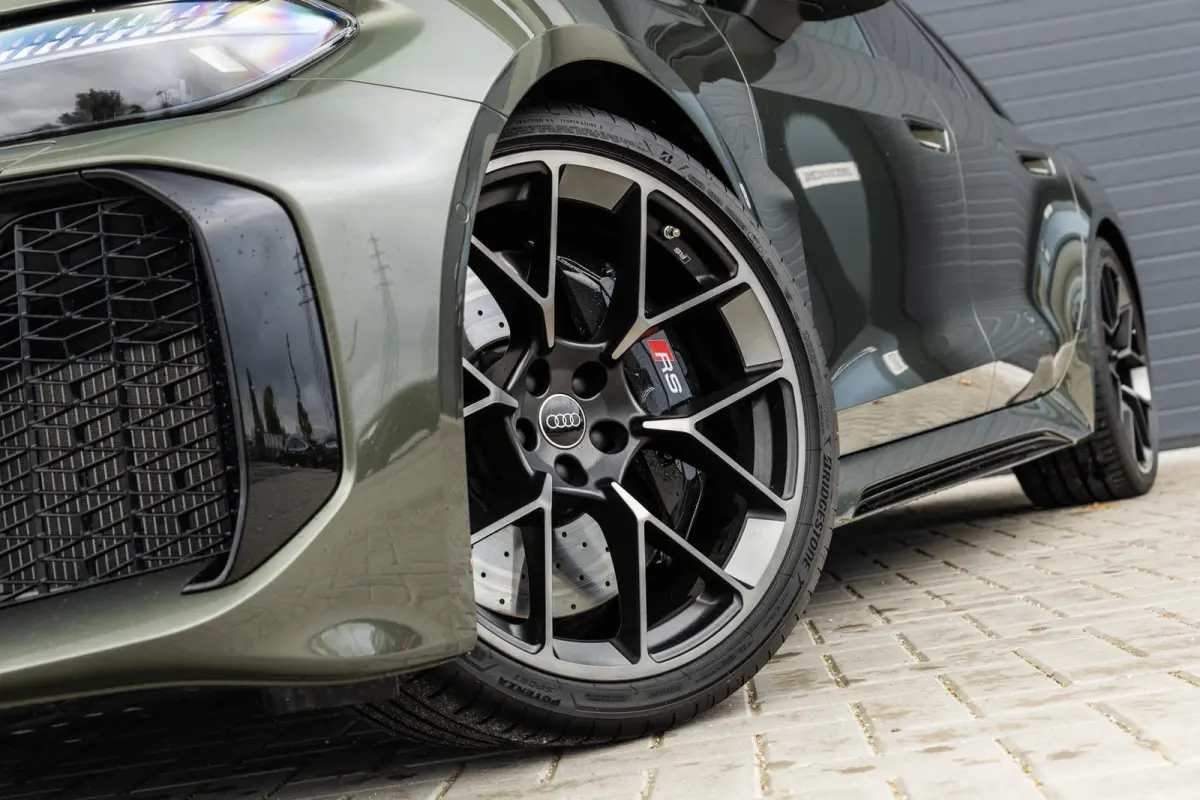 RS 5 Avant 2.9 e-hybrid 639pk quattro | Trekhaak | Audi Sport pakket | Panoramadak | Head-up Display