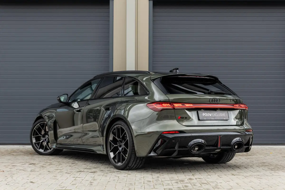RS 5 Avant 2.9 e-hybrid 639pk quattro | Trekhaak | Audi Sport pakket | Panoramadak | Head-up Display