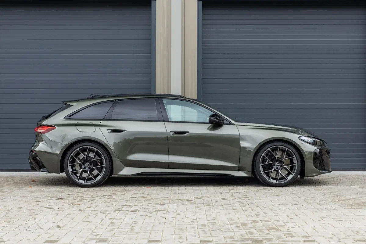 RS 5 Avant 2.9 e-hybrid 639pk quattro | Trekhaak | Audi Sport pakket | Panoramadak | Head-up Display