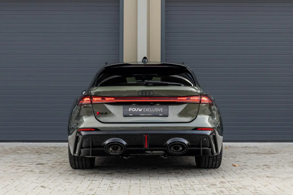 RS 5 Avant 2.9 e-hybrid 639pk quattro | Trekhaak | Audi Sport pakket | Panoramadak | Head-up Display