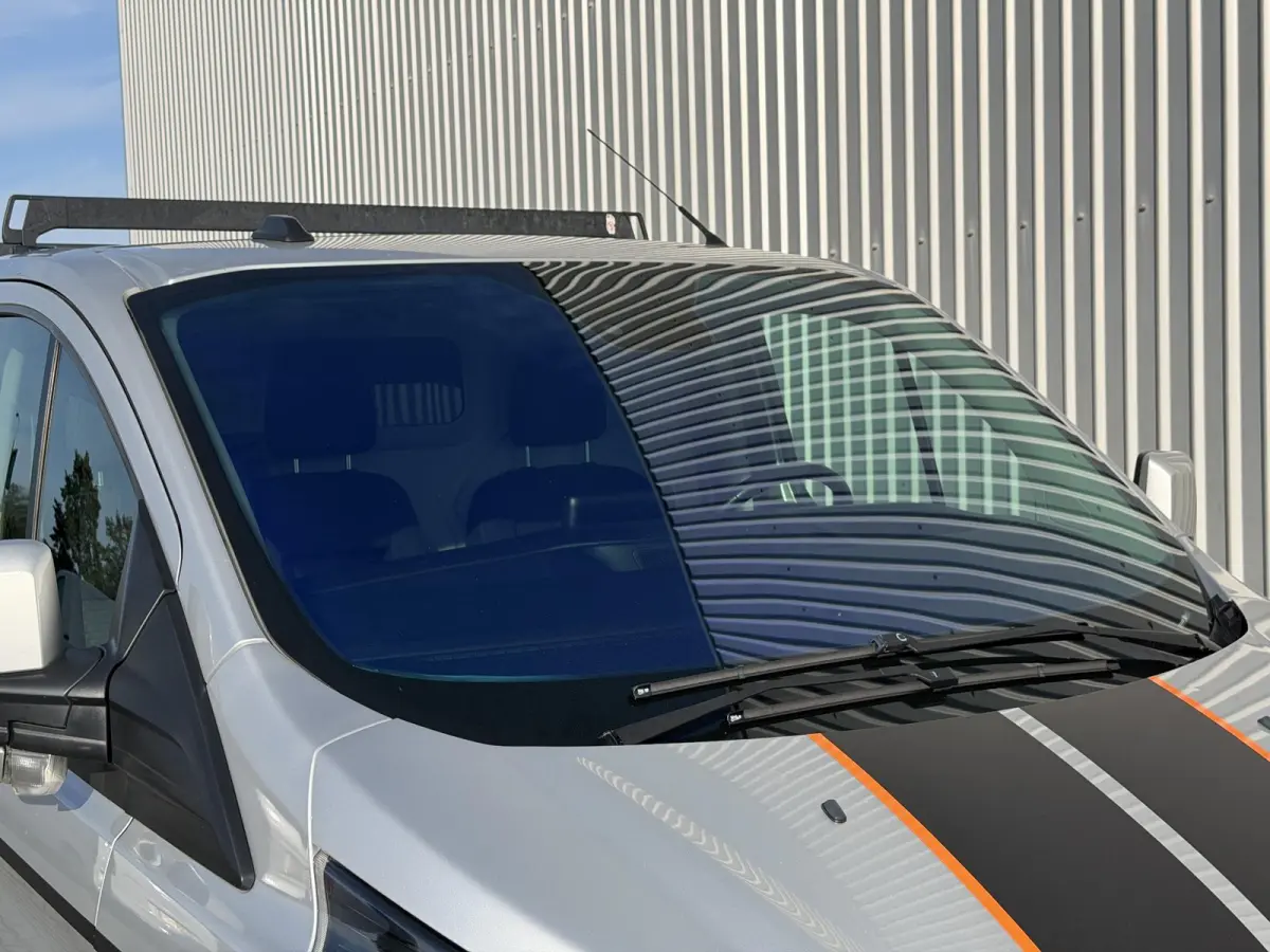 2.0 TDCI L1H1*AUTOM*3PERS*NAVI*CRUISE*HAAK*A/C*TEL