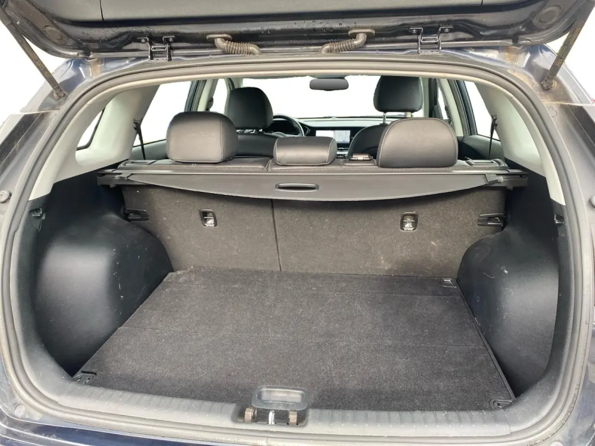 1.6 GDi Hybrid DynamicLine | Navigatie | Climate control | Parkeer camera | Cruise control