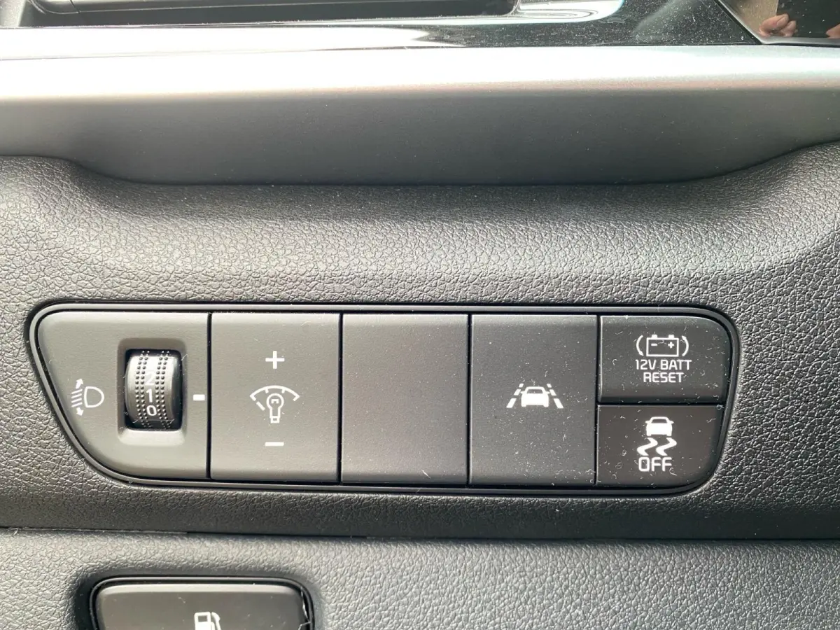 1.6 GDi Hybrid DynamicLine | Navigatie | Climate control | Parkeer camera | Cruise control