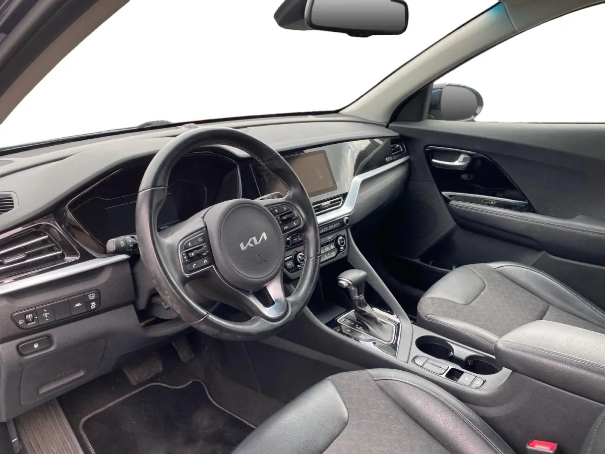 1.6 GDi Hybrid DynamicLine | Navigatie | Climate control | Parkeer camera | Cruise control