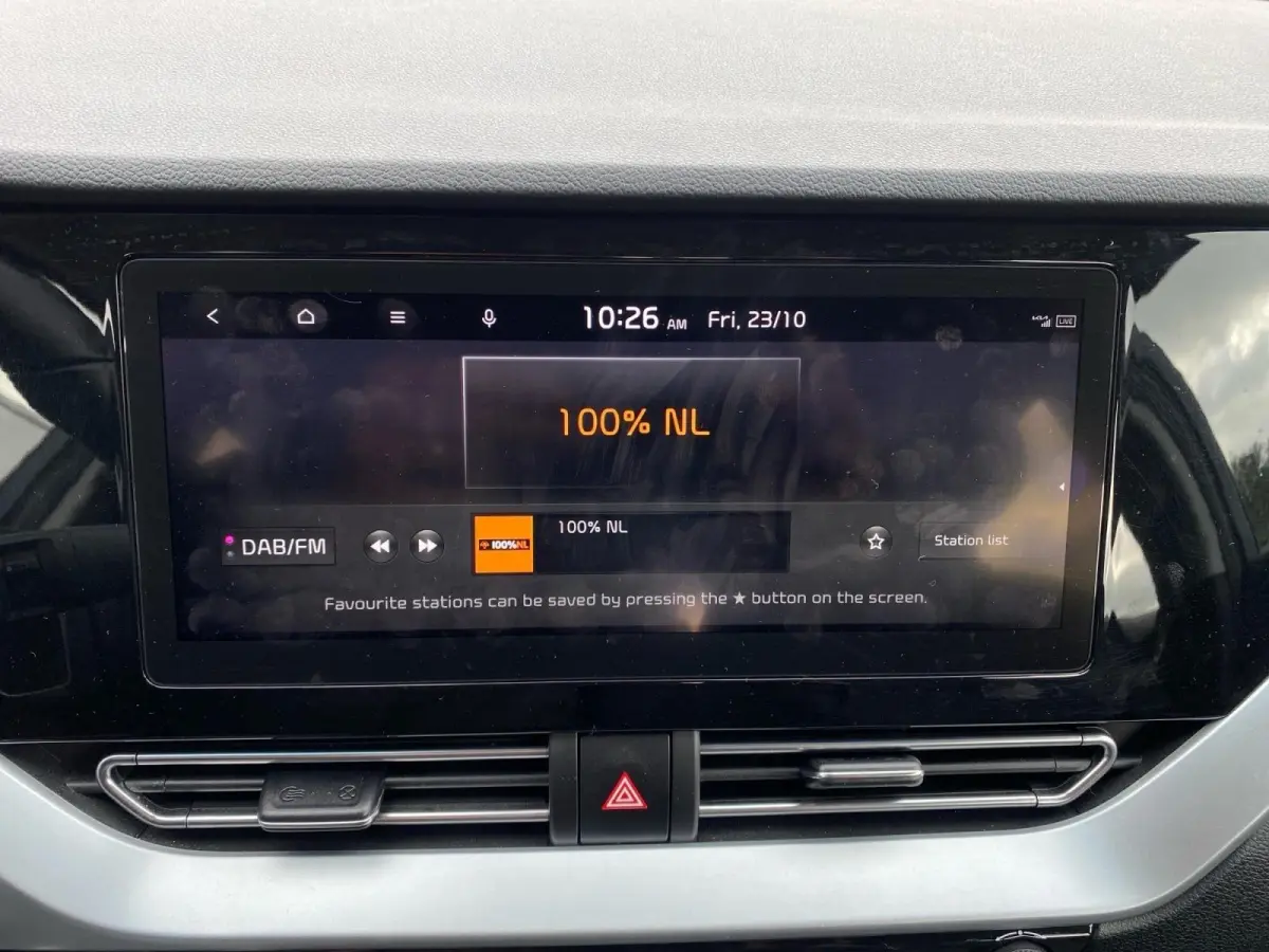 1.6 GDi Hybrid DynamicLine | Navigatie | Climate control | Parkeer camera | Cruise control