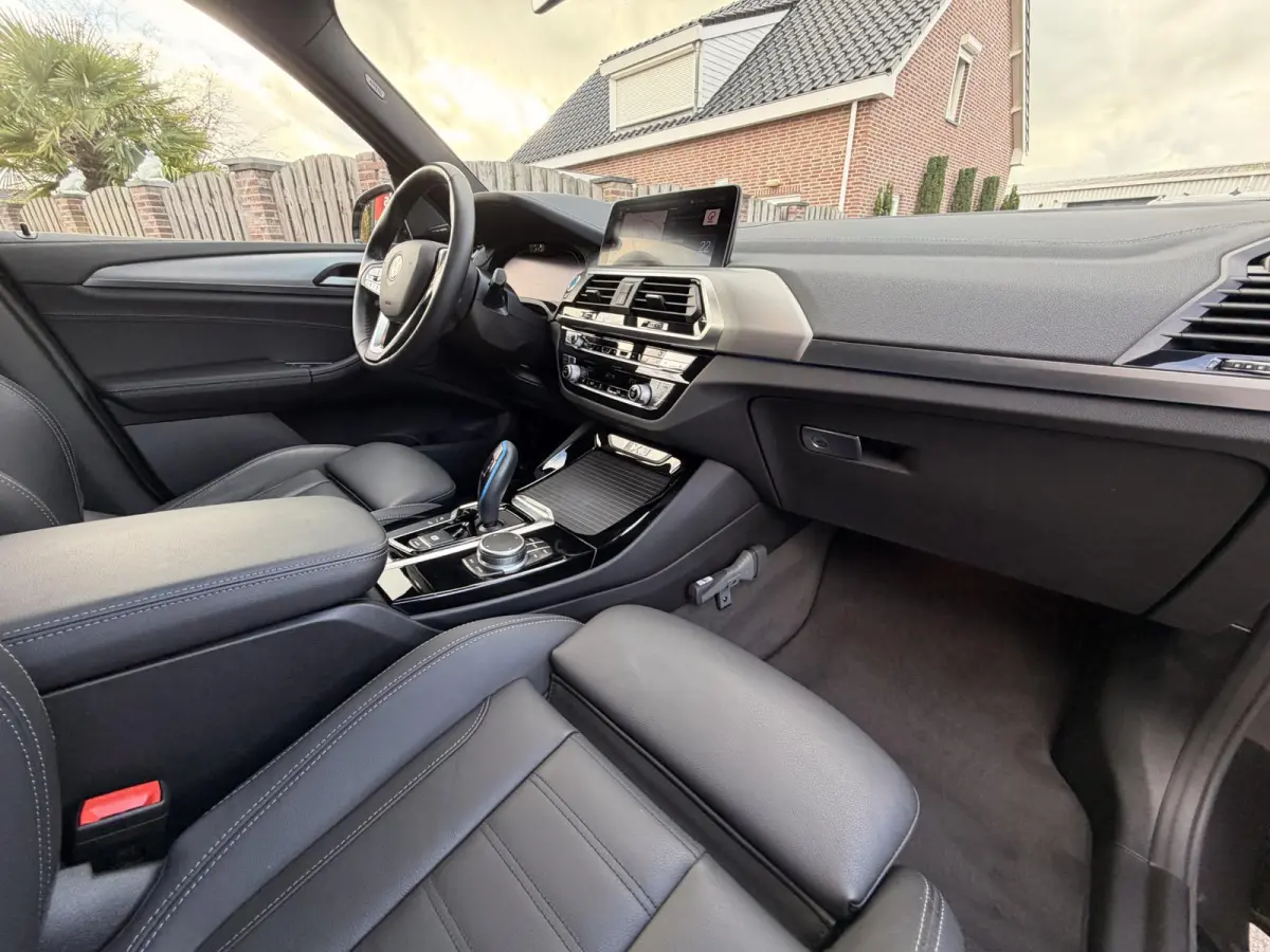 High Executive 80 kWh Org NL Pano|TrekHaak