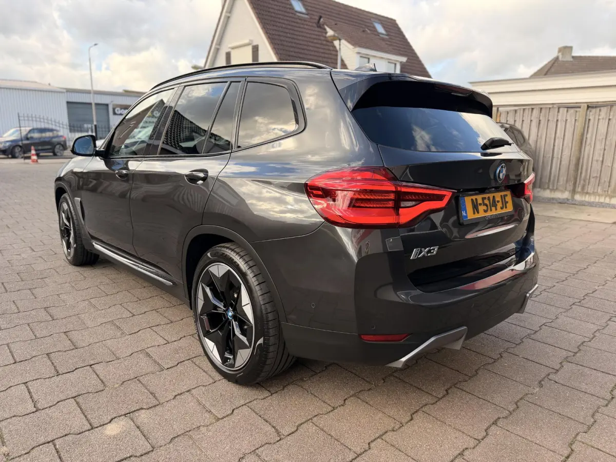 High Executive 80 kWh Org NL Pano|TrekHaak