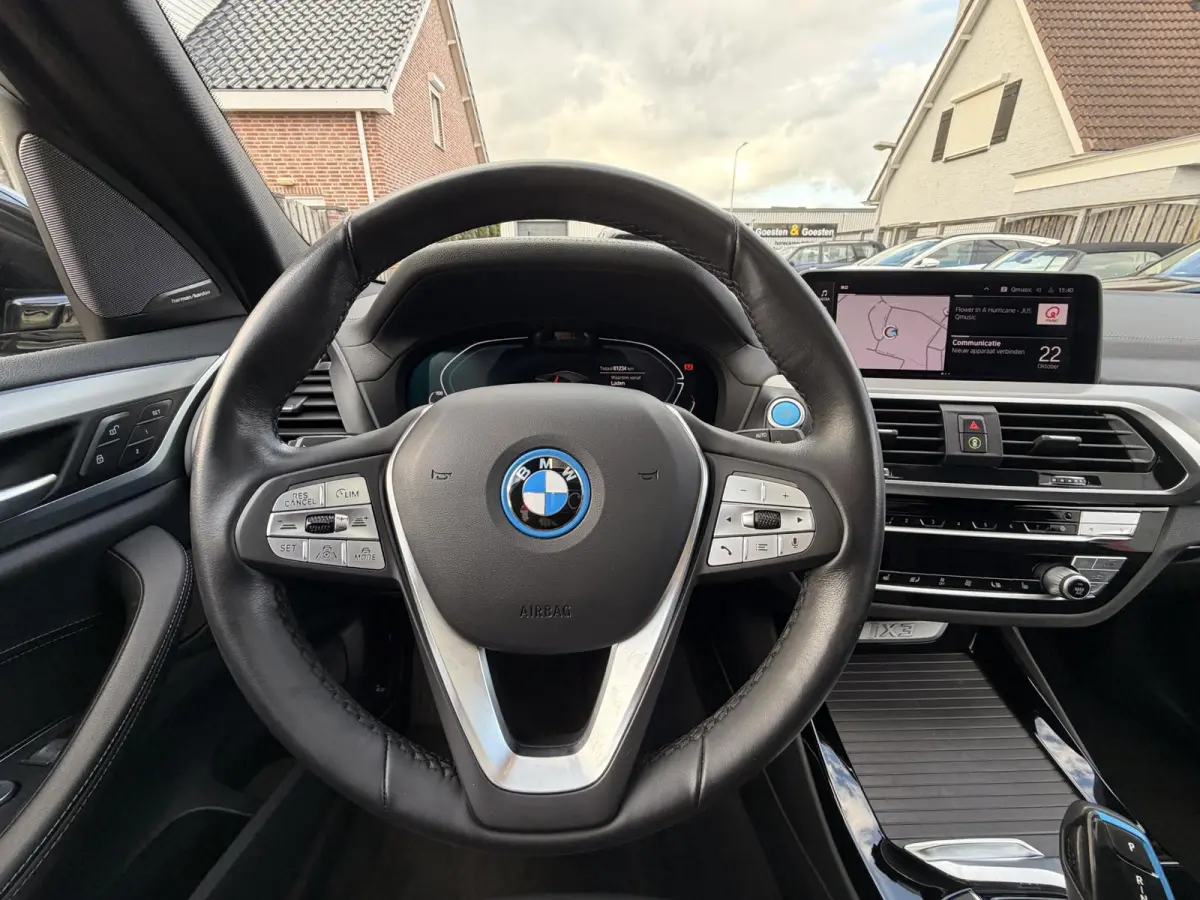 High Executive 80 kWh Org NL Pano|TrekHaak