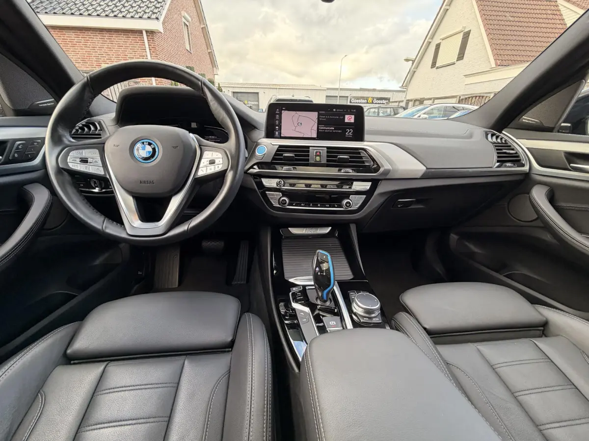 High Executive 80 kWh Org NL Pano|TrekHaak